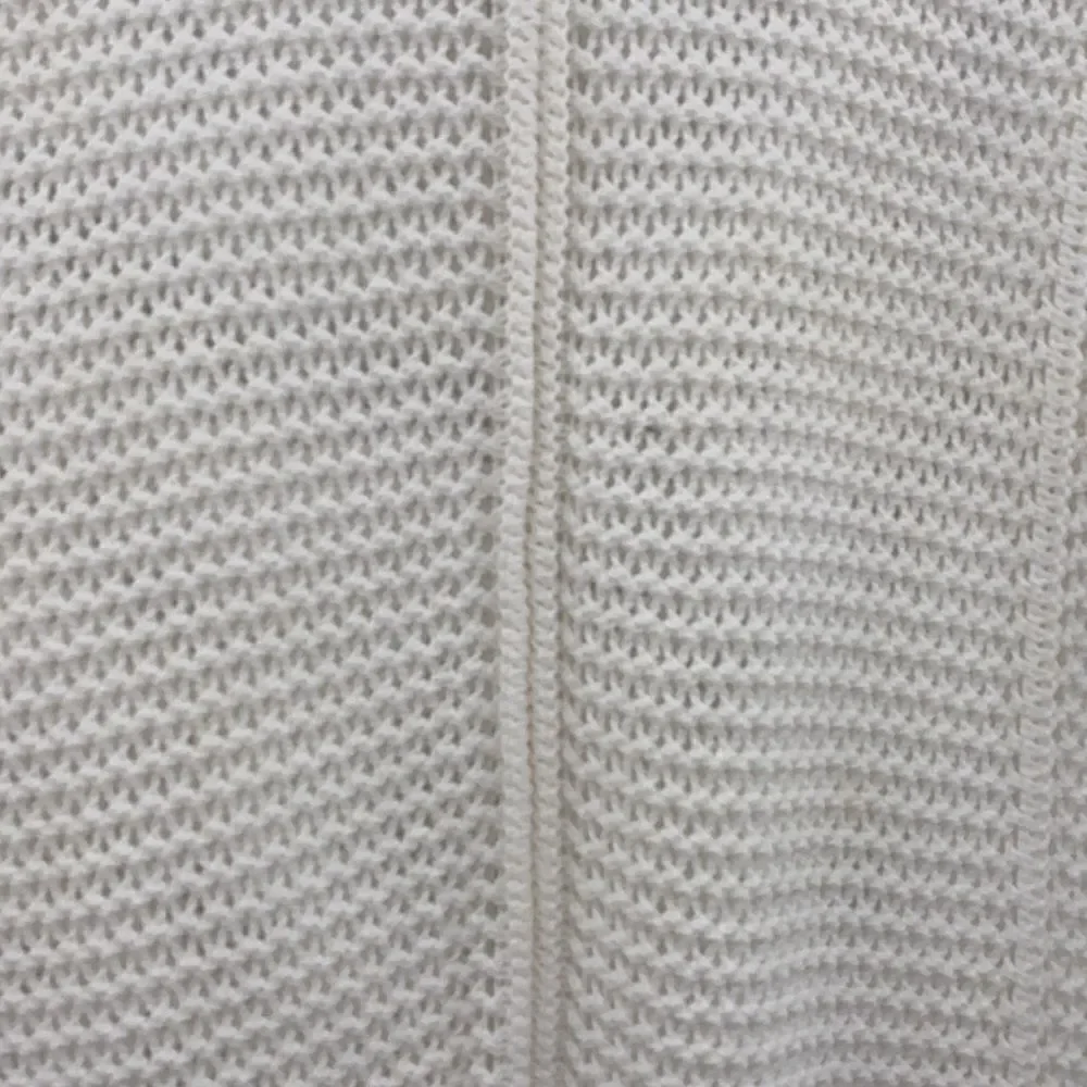 3For$20 Liz Claiborne White knitted Sweater Top M